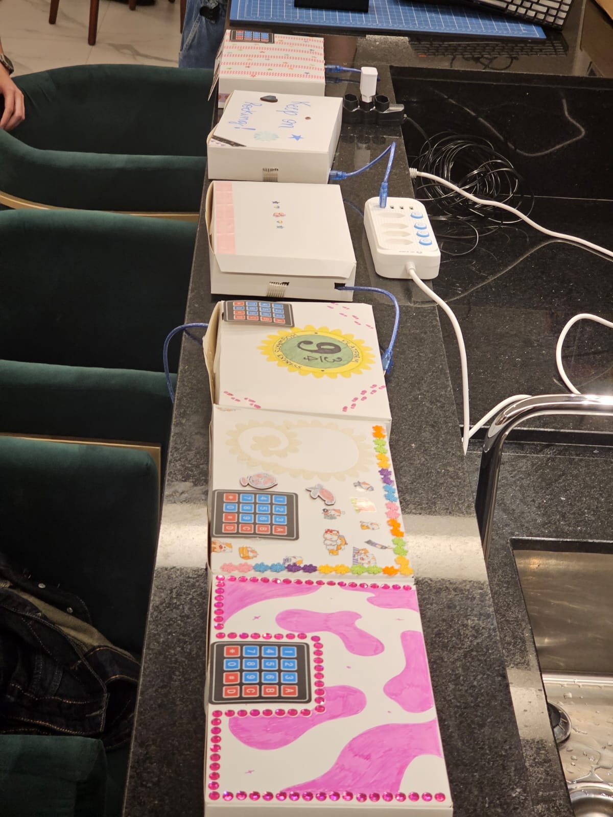 Caixa com Senha e Música - imagem 1